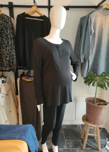 Pyjama de grossesse et allaitement