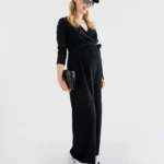 Combinaison pantalon spéciale grossesse avec haut cache-coeur noir