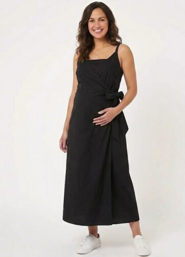 Robe cache coeur noire
